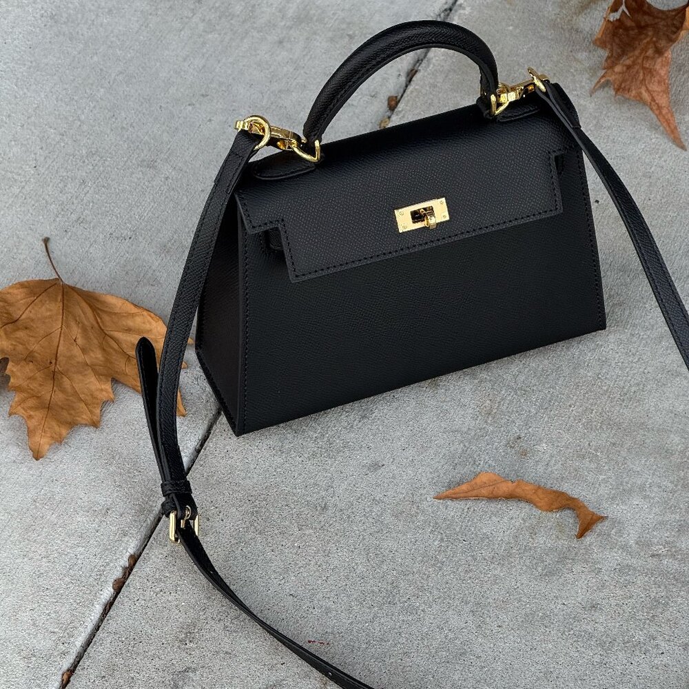 Handbag leather